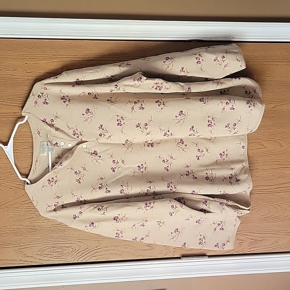 Shirt bundle - Picture 3 of 6